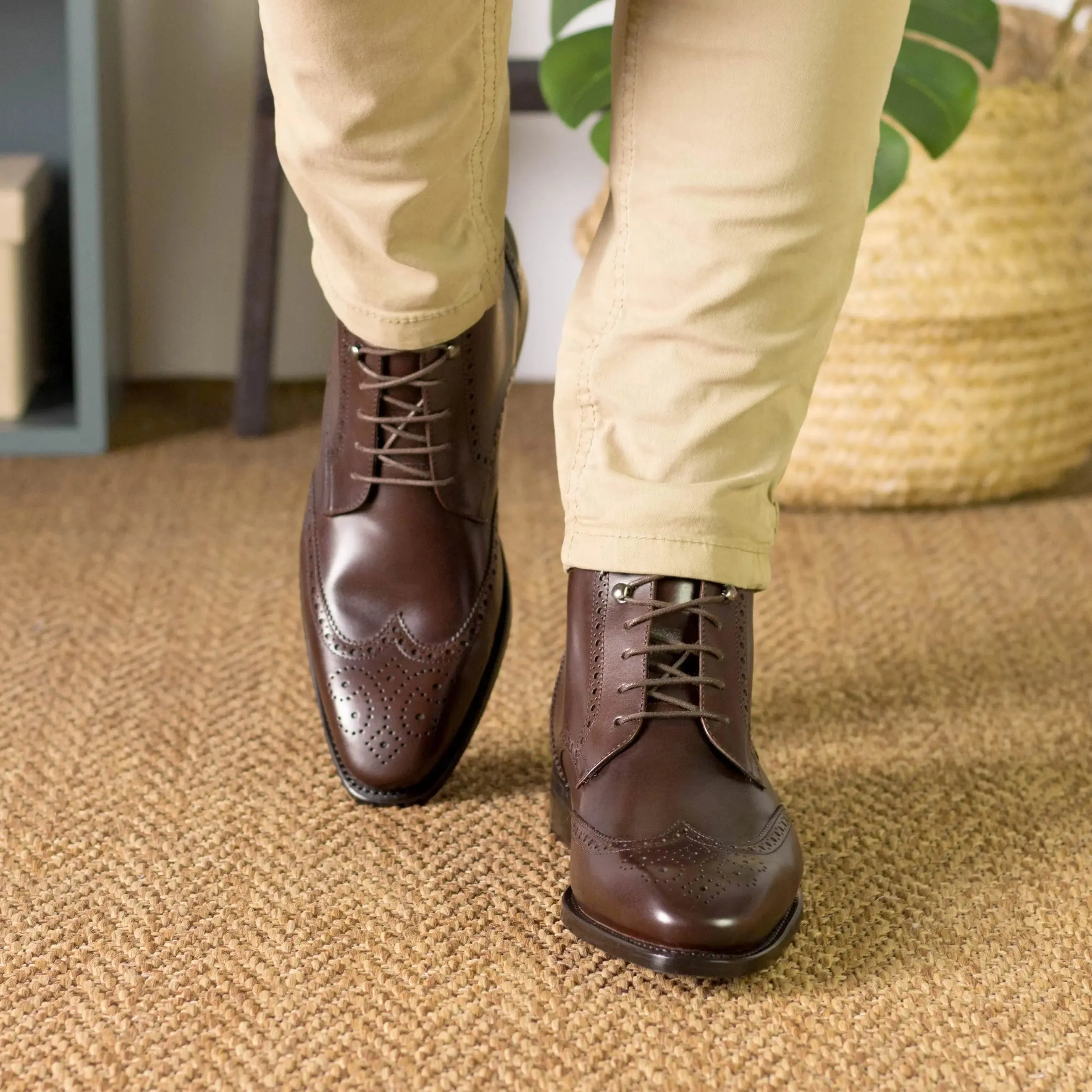 DapperFam Valiant in Dark Brown Men's Italian Leather Military Brogue